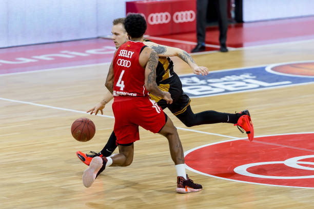 更深入地理 更深入地理