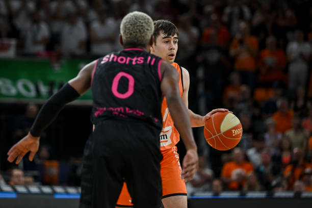 线赛场争取 线赛场争取